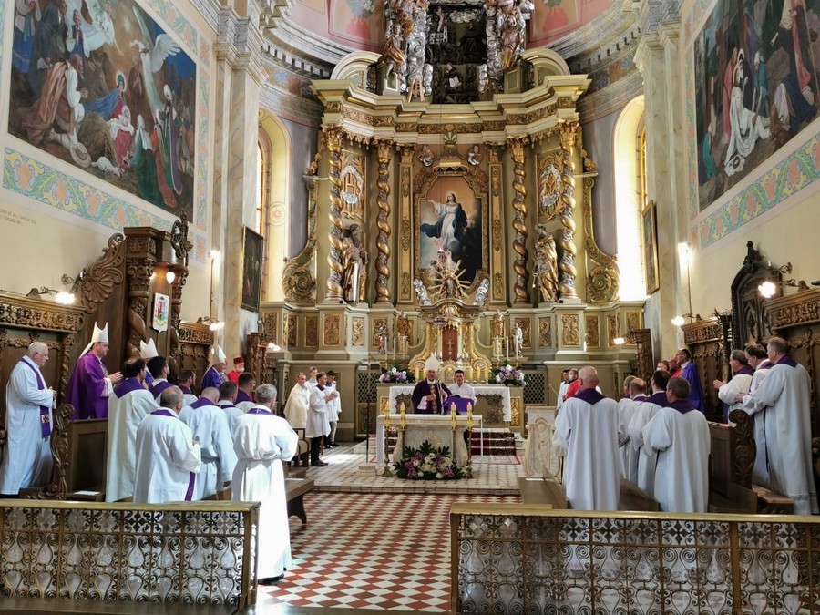 W Pińsku z udziałem katolickich biskupów uczczono pamięć kardynała Kazimierza Świątka