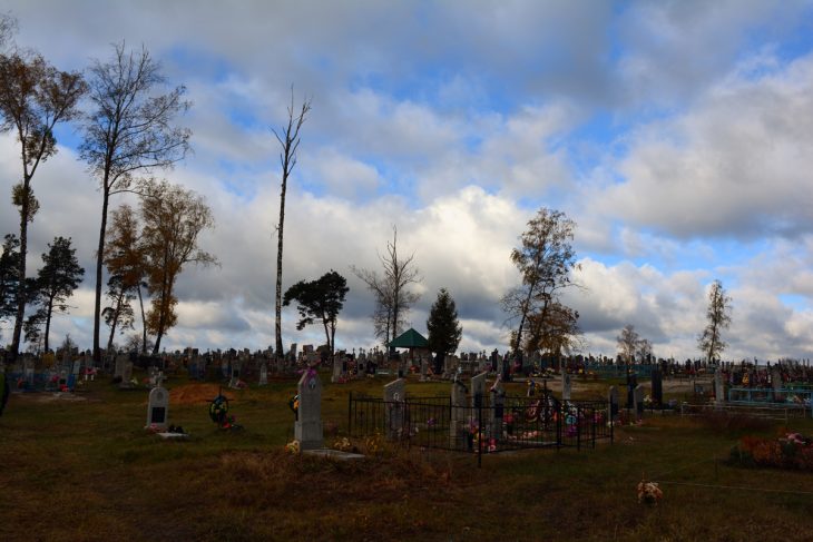 Cmentarz w Łohiszynie