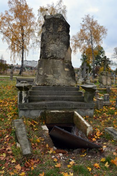 Cmentarz w Pińsku