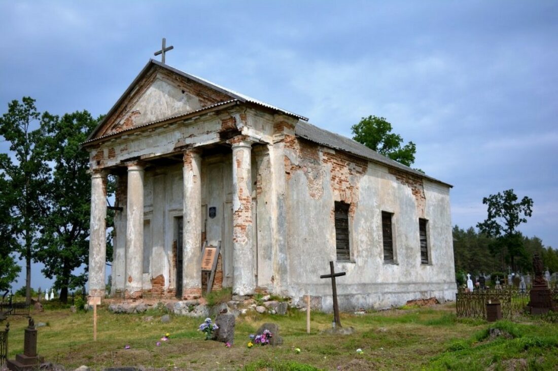 Renowacja kaplicy św. Kazimierza w Różanie